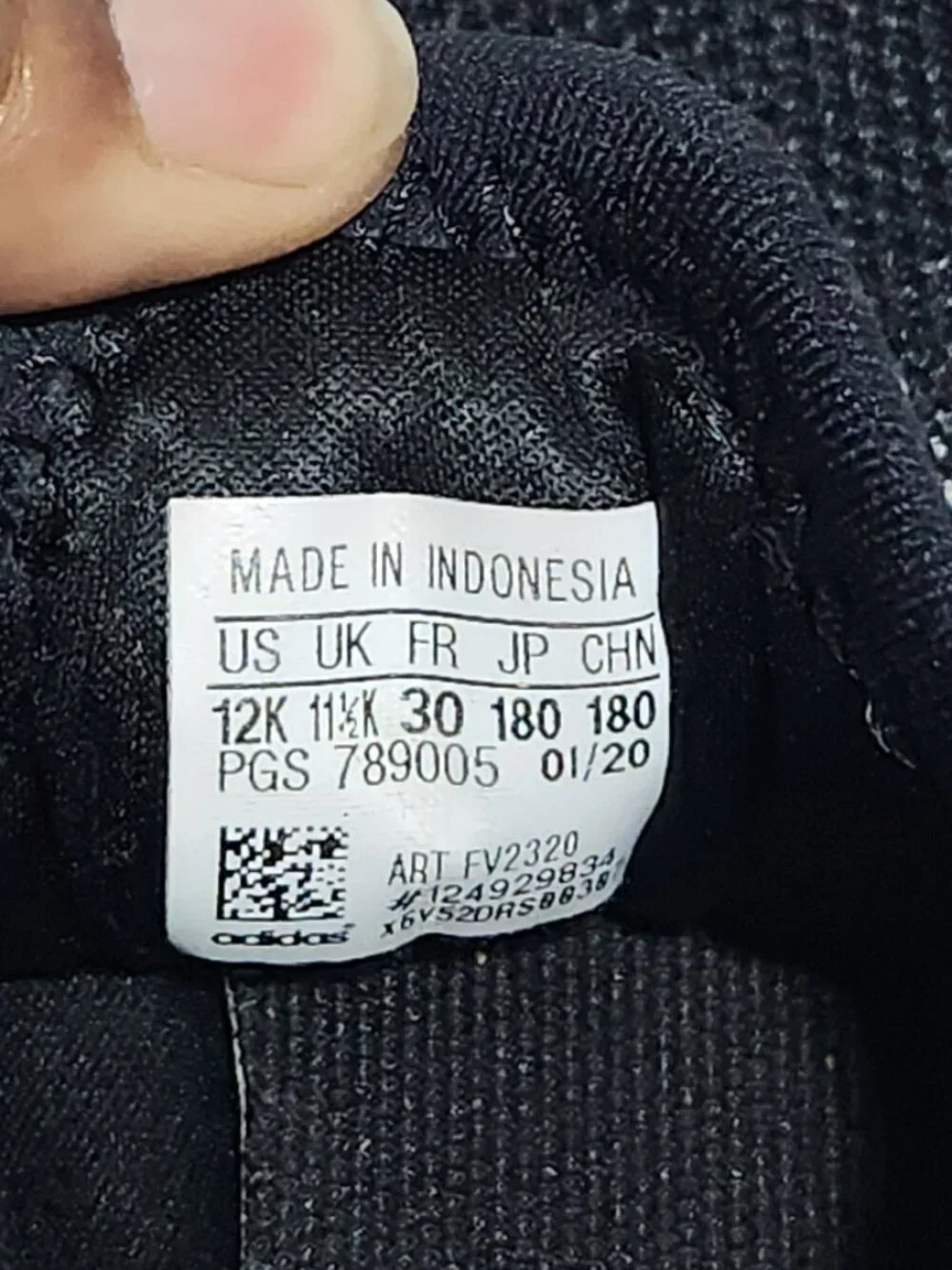 Adidas Girls’ Knit Sneakers – Size 12 Toddler | Perfect for Back‑to‑School!